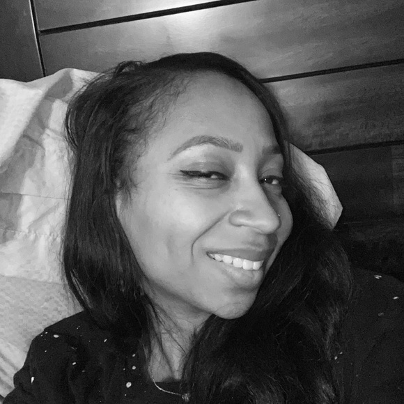 Meet your Posher, Marnese - Picture 1 of 1